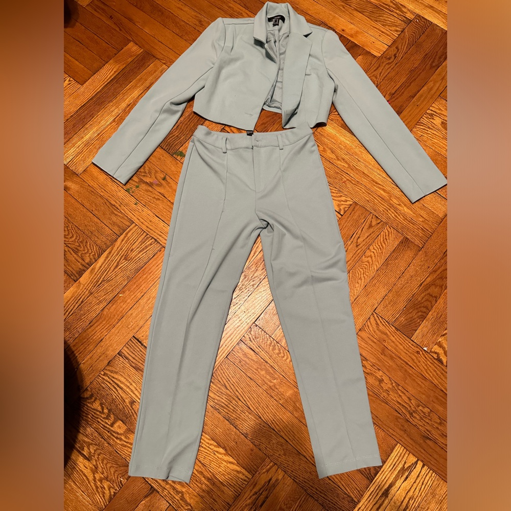 Teal pant suit